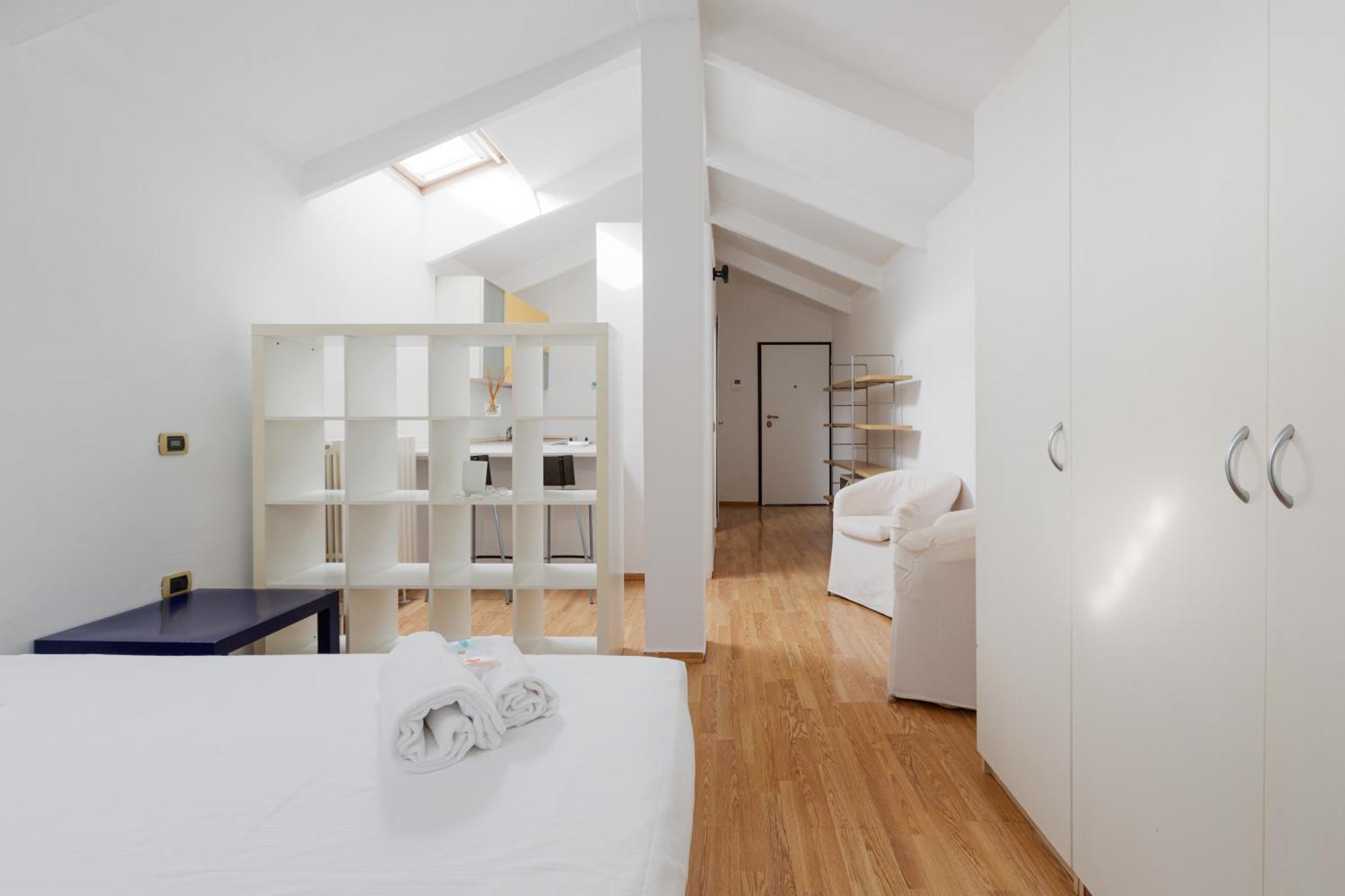 Viale Umbria Bright Apartment